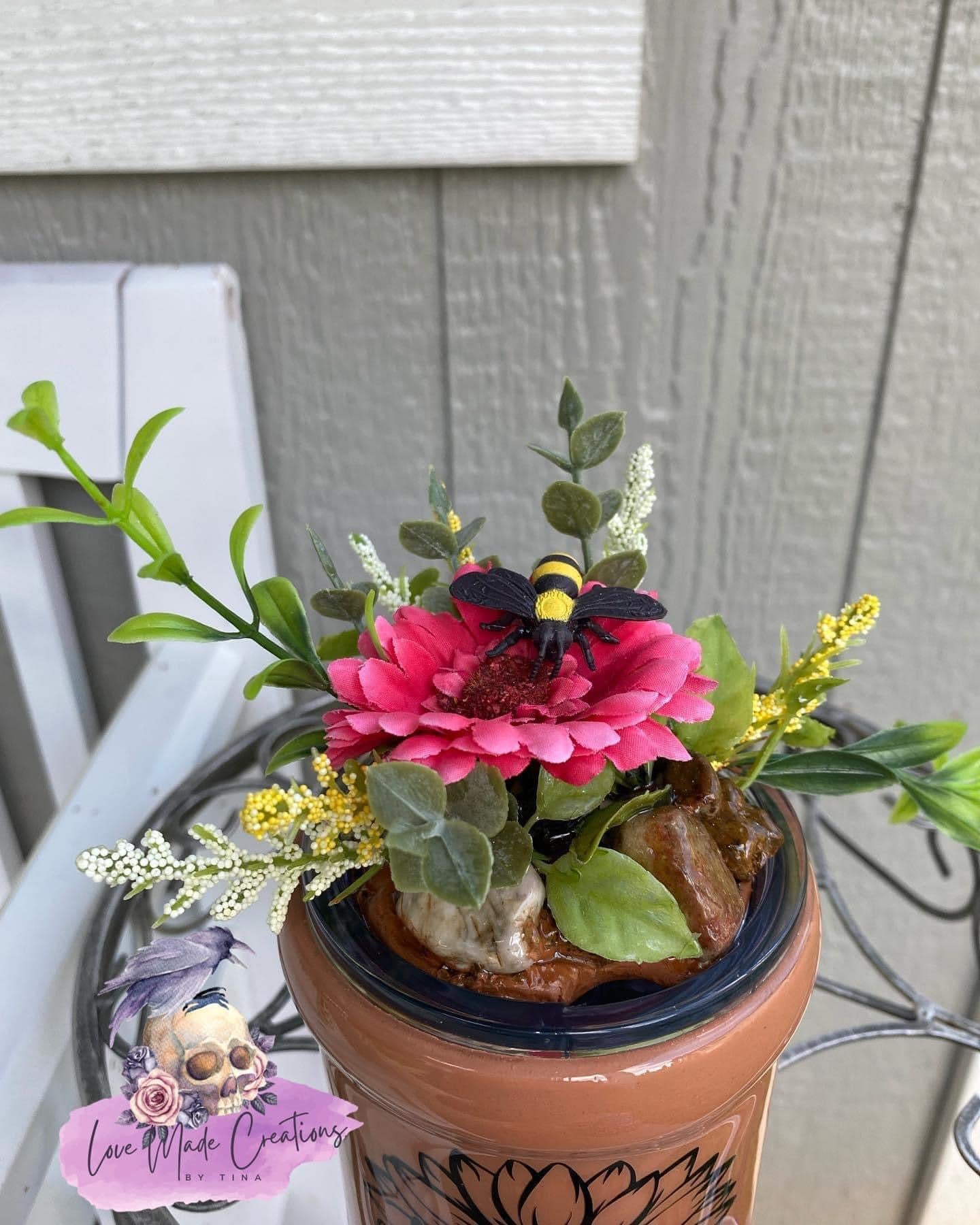 Floral and Rock Lid Topper
